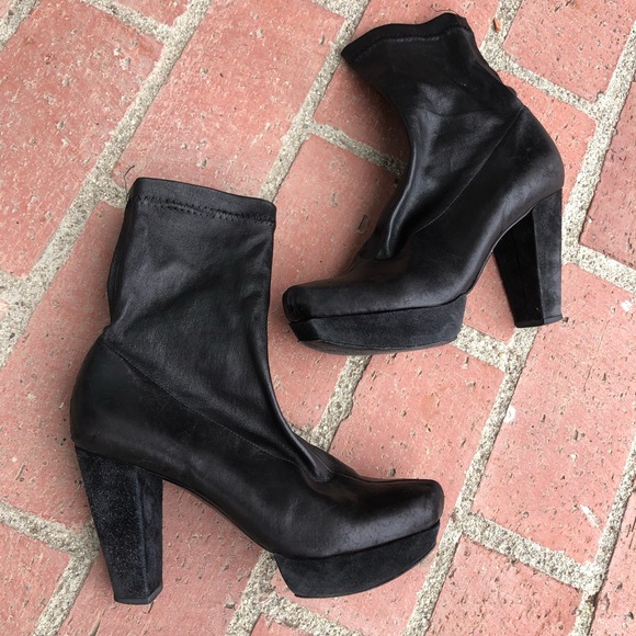 Robert Clergerie High Ankle Top Boots - Picture 9 of 9